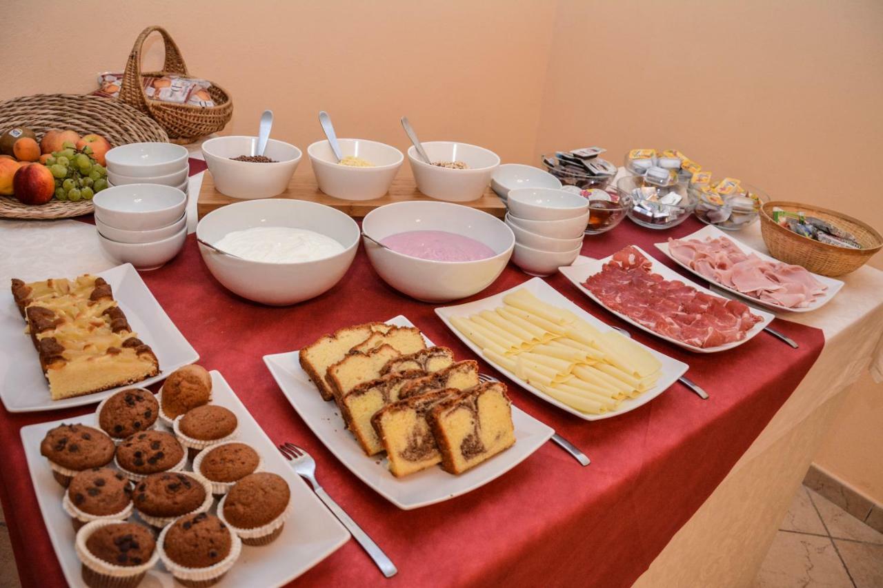 Albergo Casavecchia Tiarno di Sopra Экстерьер фото